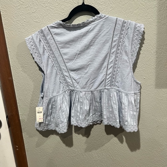 Pilcro Light Gray Lace Accent Blouse 100% Cotton Size M NWT Detailed Top Boho - Picture 4 of 4